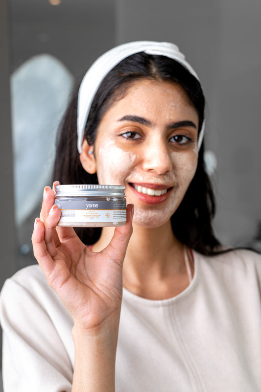 Frankincense & Camel Milk Whitening Face Mask - 100gm